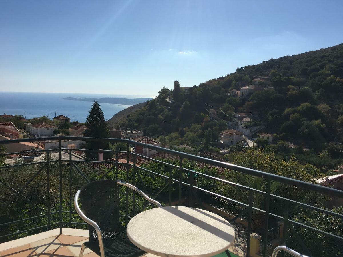 Villa Tzitzifies Kourouklata ภายนอก รูปภาพ