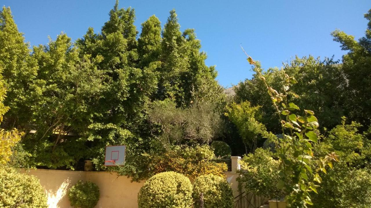 Villa Tzitzifies Kourouklata ภายนอก รูปภาพ